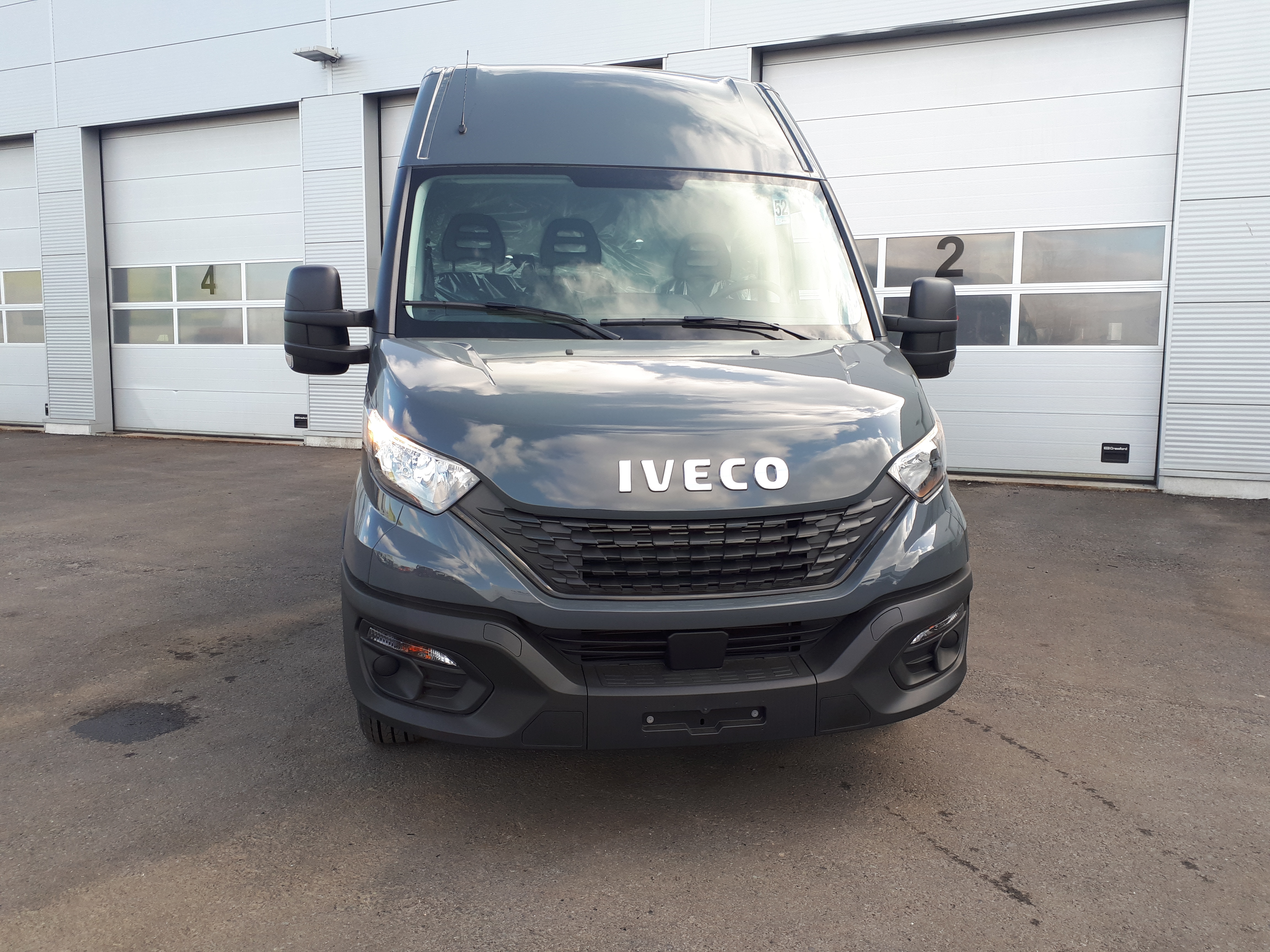 Iveco Daily MY21 35S14 V?width=462